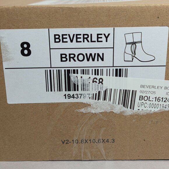 NWT Journee Collection Women's Beverley Brown Booties - Picture 7 of 7